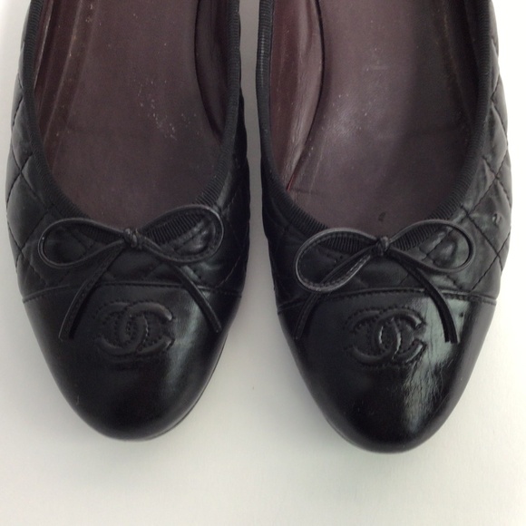 CHANEL CC LOGO BLACK QUILTED LEATHER CLASSIC CAP FLATS SHOES SLIPPER 40 - Picture 4 of 9